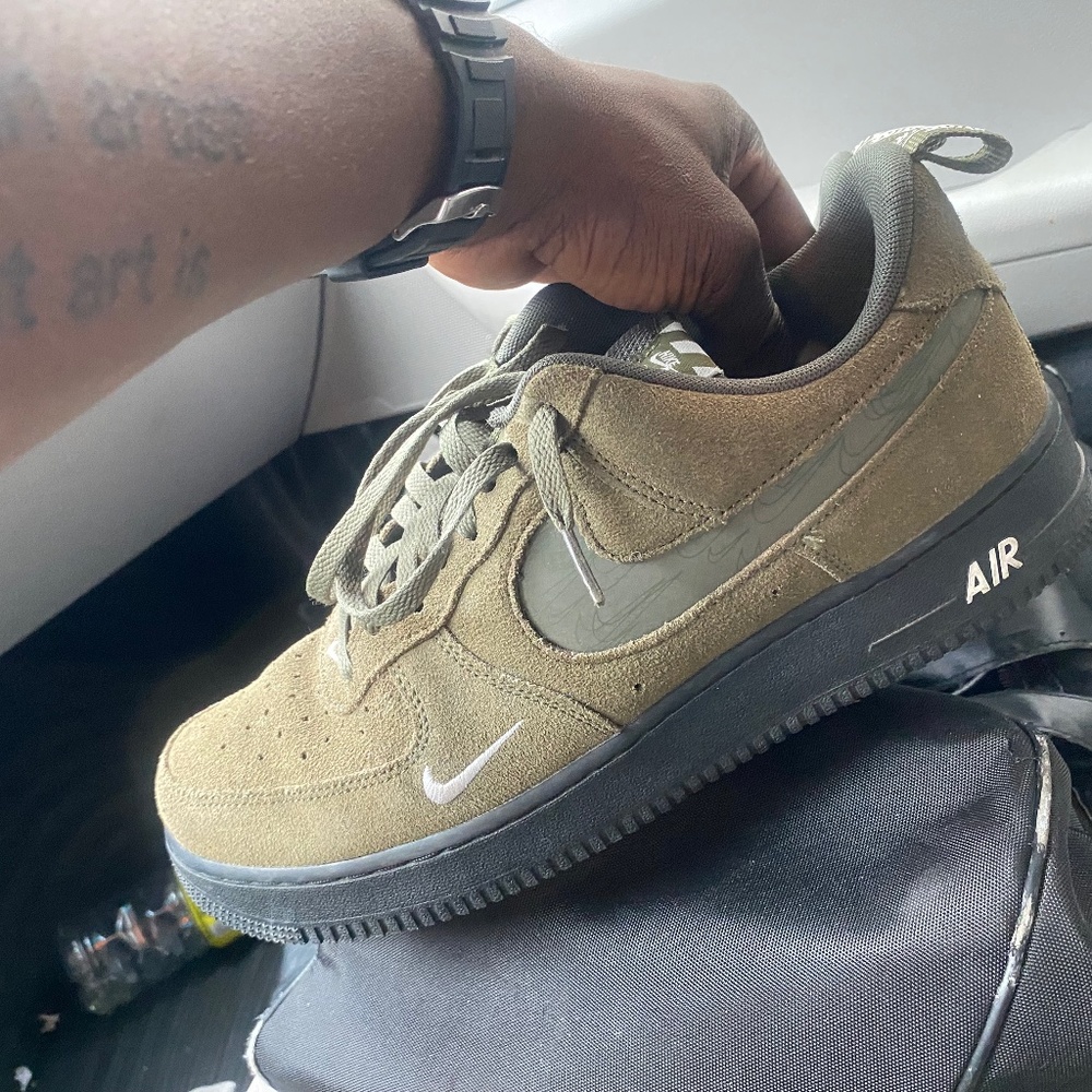 Suede Green Nike air forces